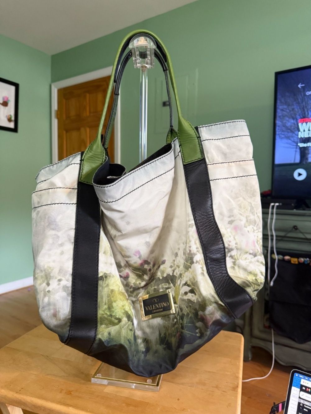 Valentino Garavani Satin Tote - Picture 4 of 10